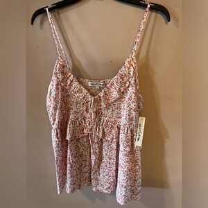 Wildflower ruffled cami top for Juniors. New with tags. So pretty!
